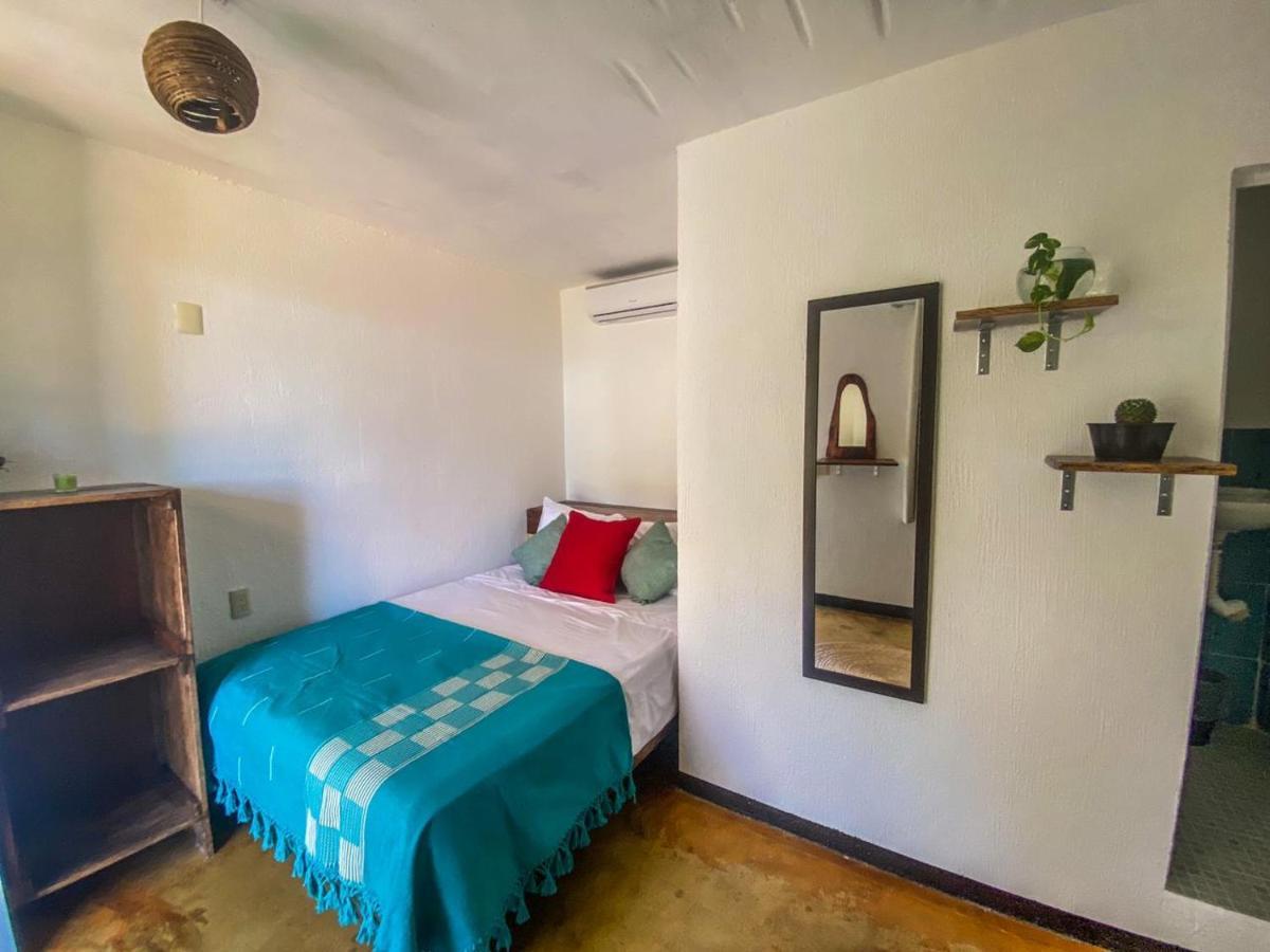 Shaka House Hotel Puerto Escondido  Eksteriør billede
