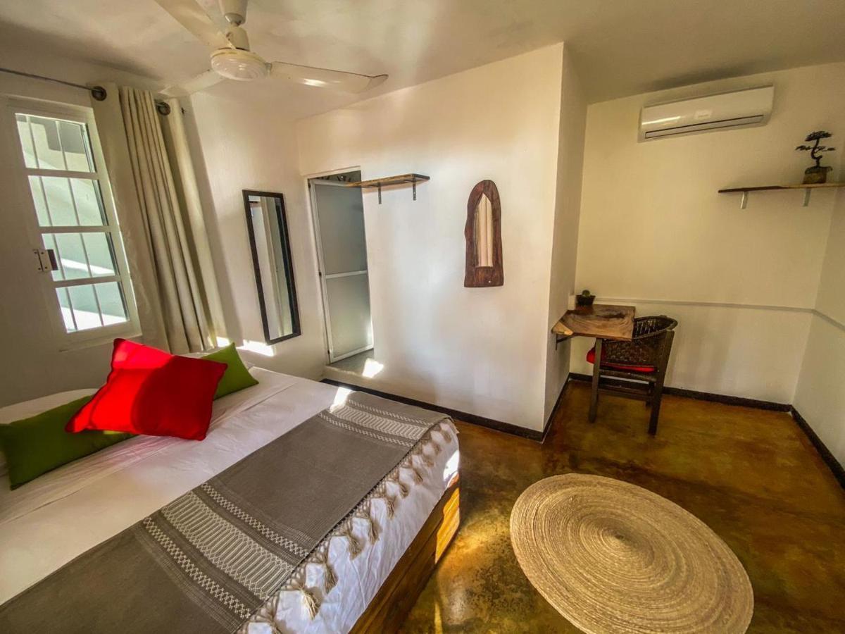 Shaka House Hotel Puerto Escondido  Eksteriør billede